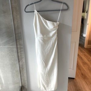 Showpo White “Where and When” dress. Size 4 (S).